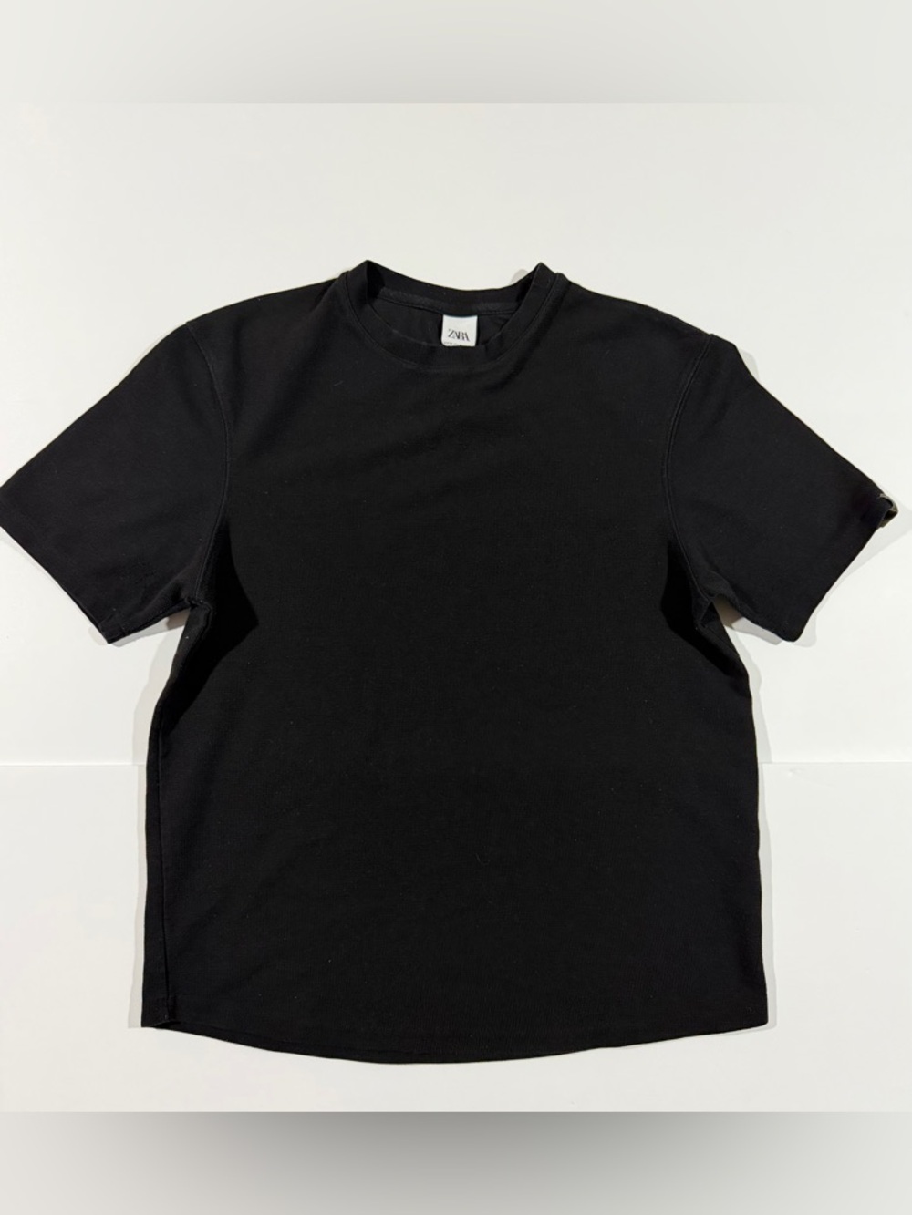 Zara Black Short Sleeve Crew Neck Tee